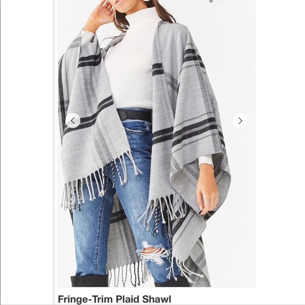Plaid fringe shawl